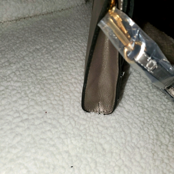 NEW Summer & Rose Crossbody Bag - Picture 2 of 8